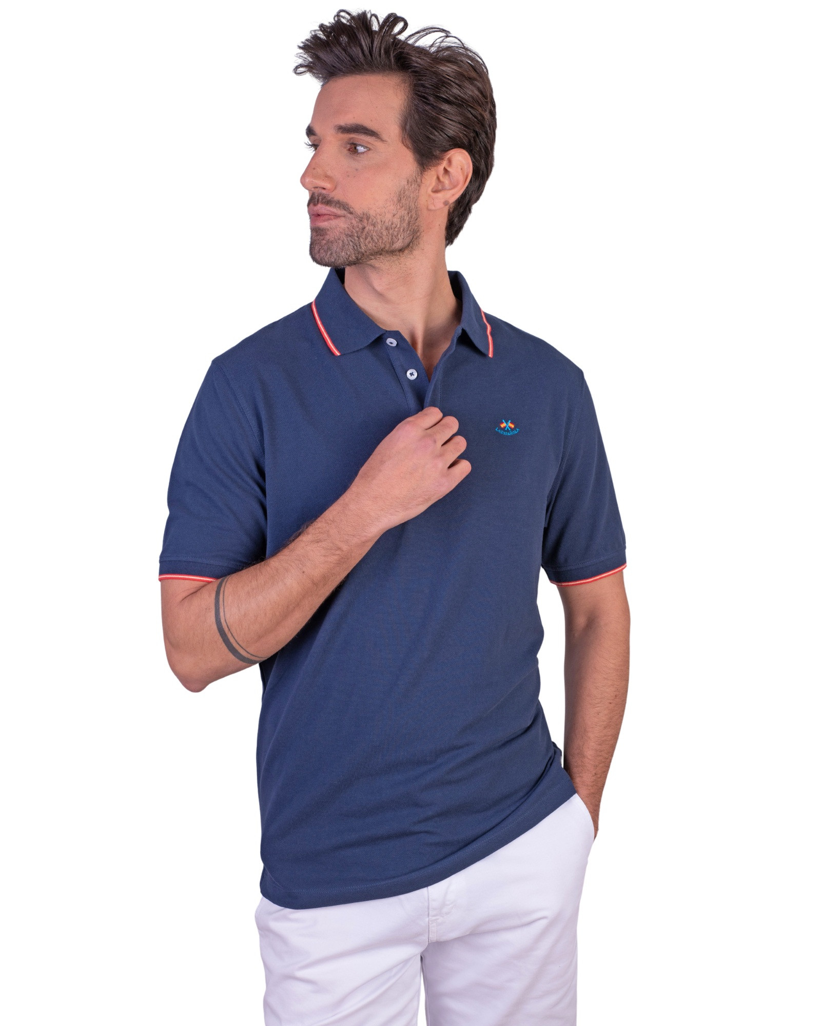 Serie 10954 Polo algodón básico con bandera en cuello color azul marino