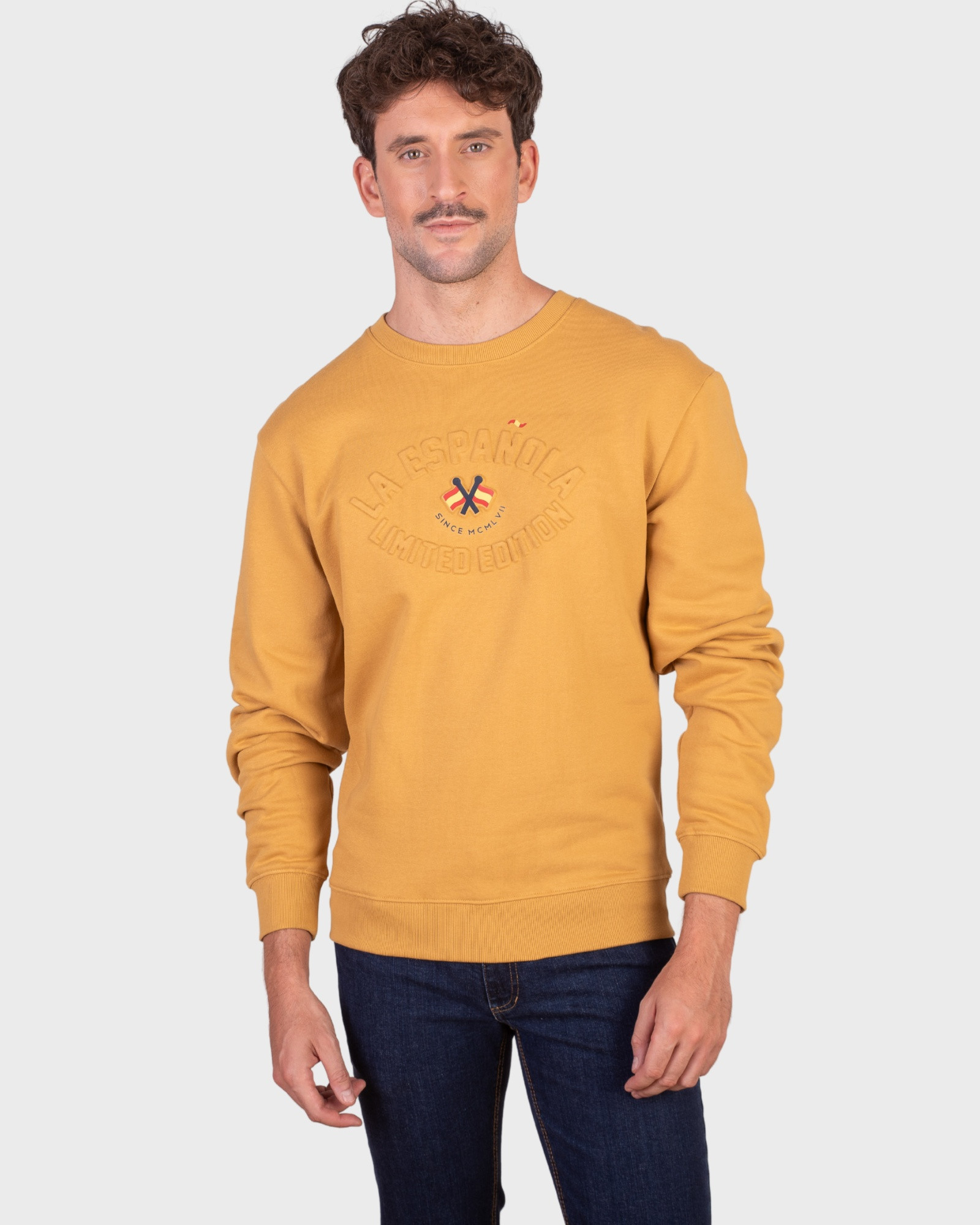 Sudadera cuello caja algodón mostaza serie 10910