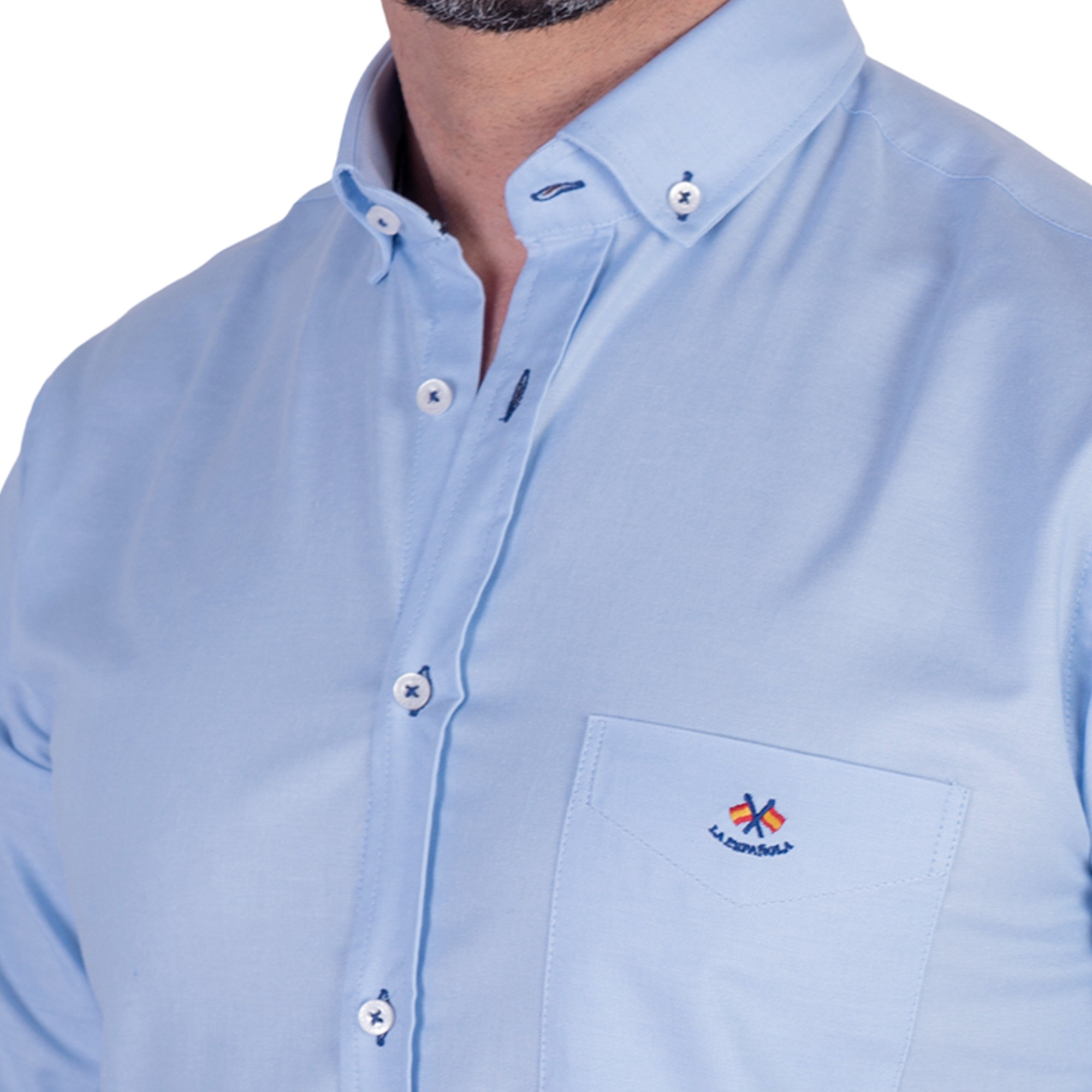 Camisa regular tejido oxford con bolsillo serie 35505 celeste