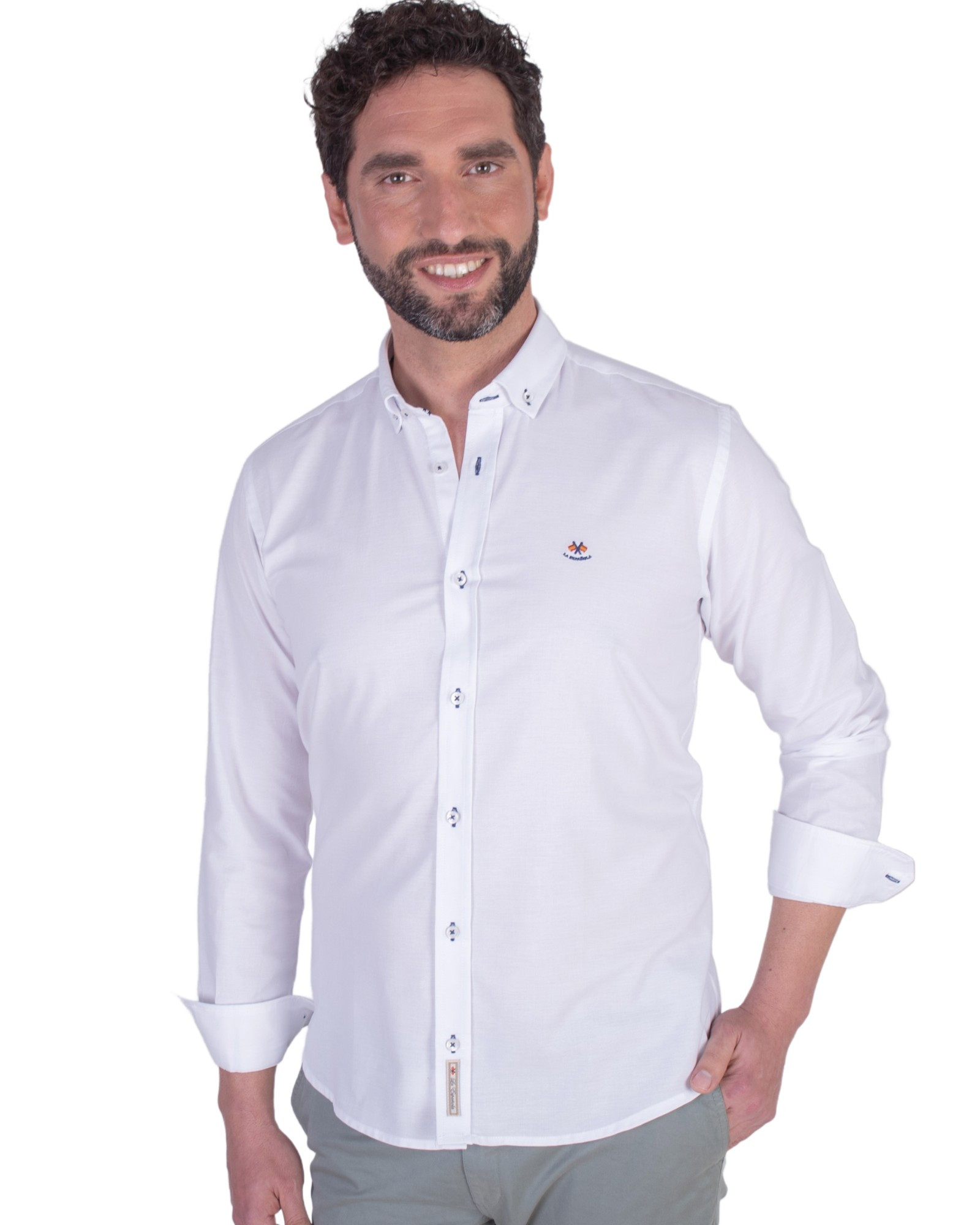 Serie 55505 Camisa oxford lisa cuello botón color blanco