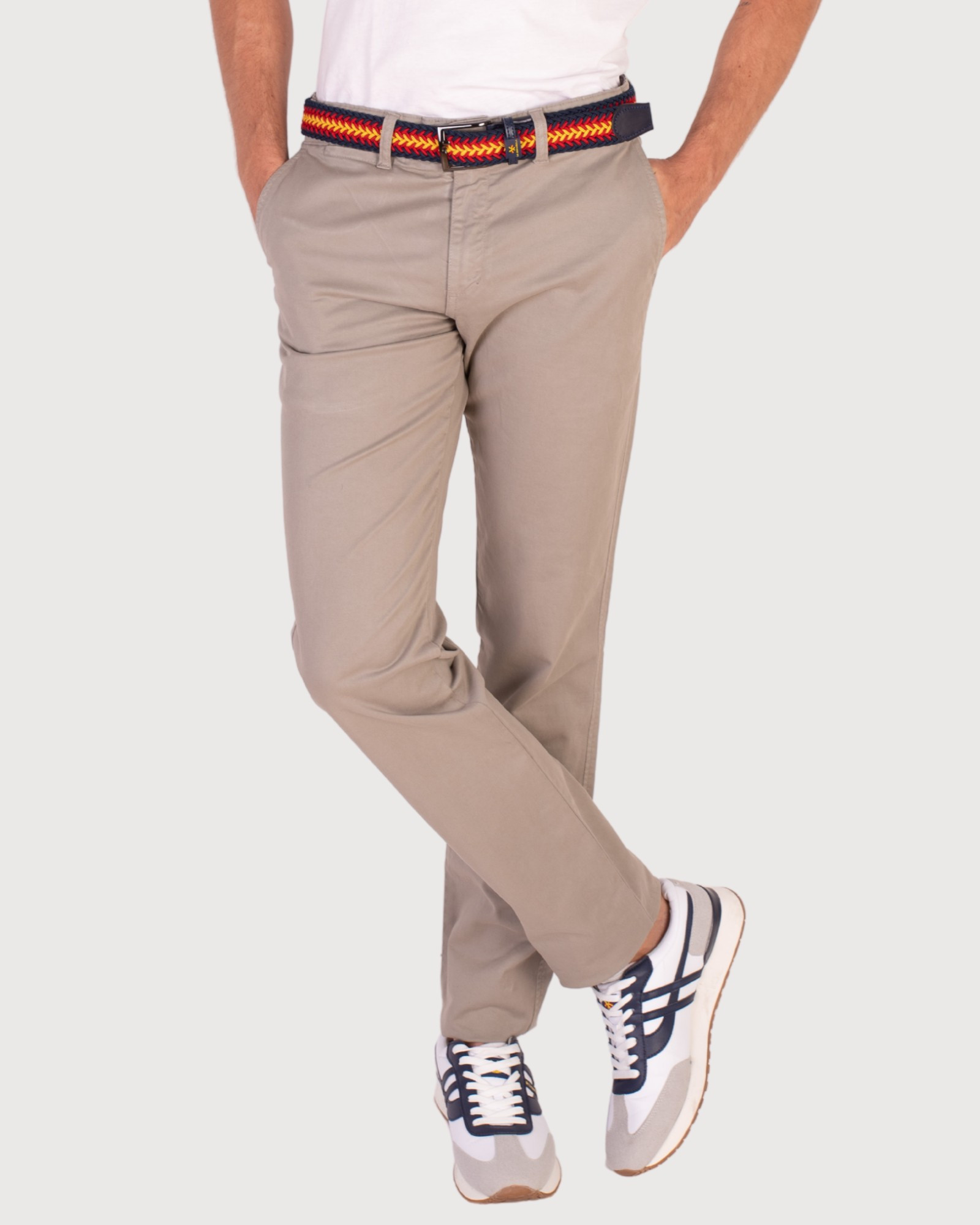PANTALÓN CHINO ALGODÓN ELASTANO SERIE LLORENTE COLOR 03 BEIGE