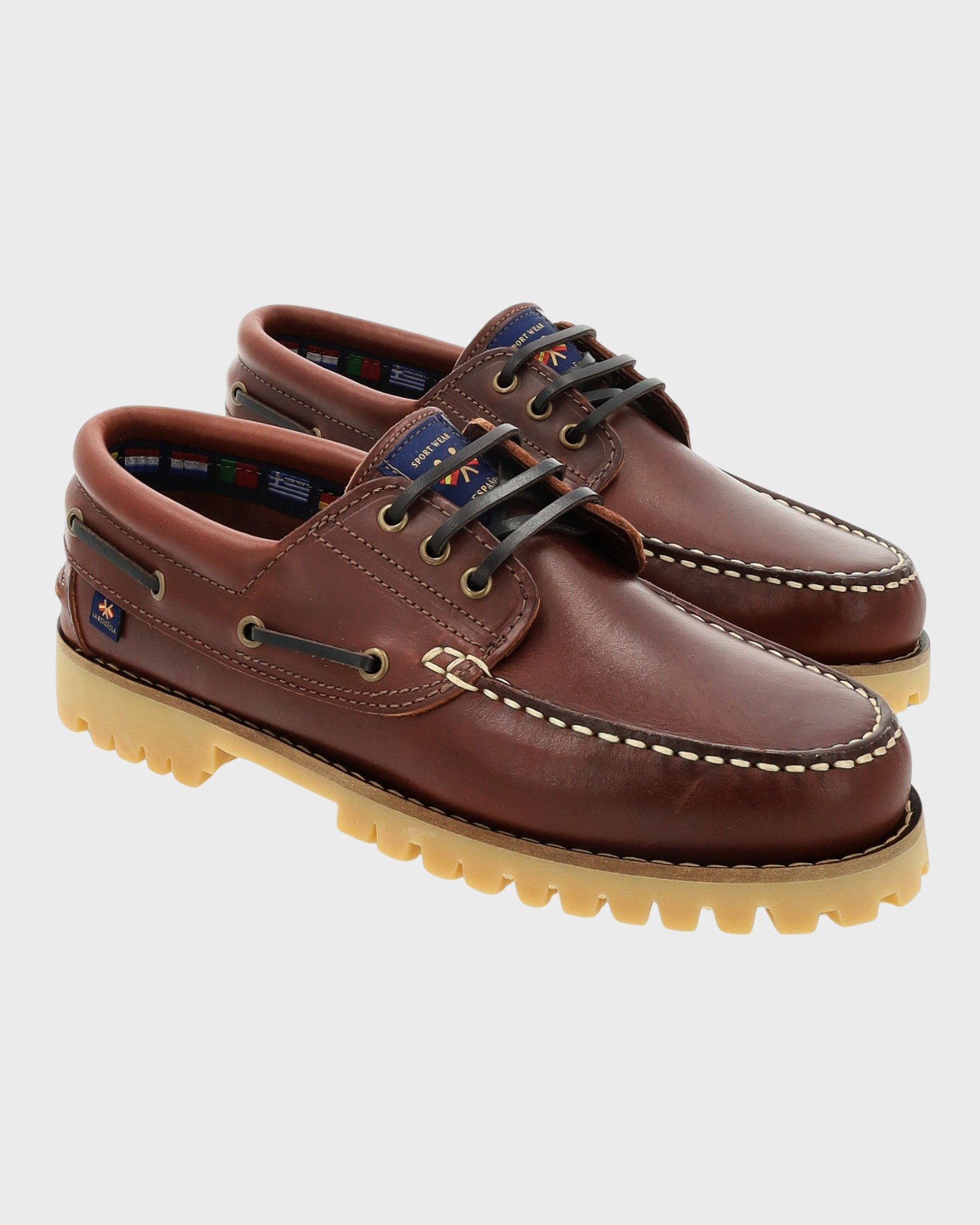 Zapato náutico con cordón y suela goma - Modelo Huesca