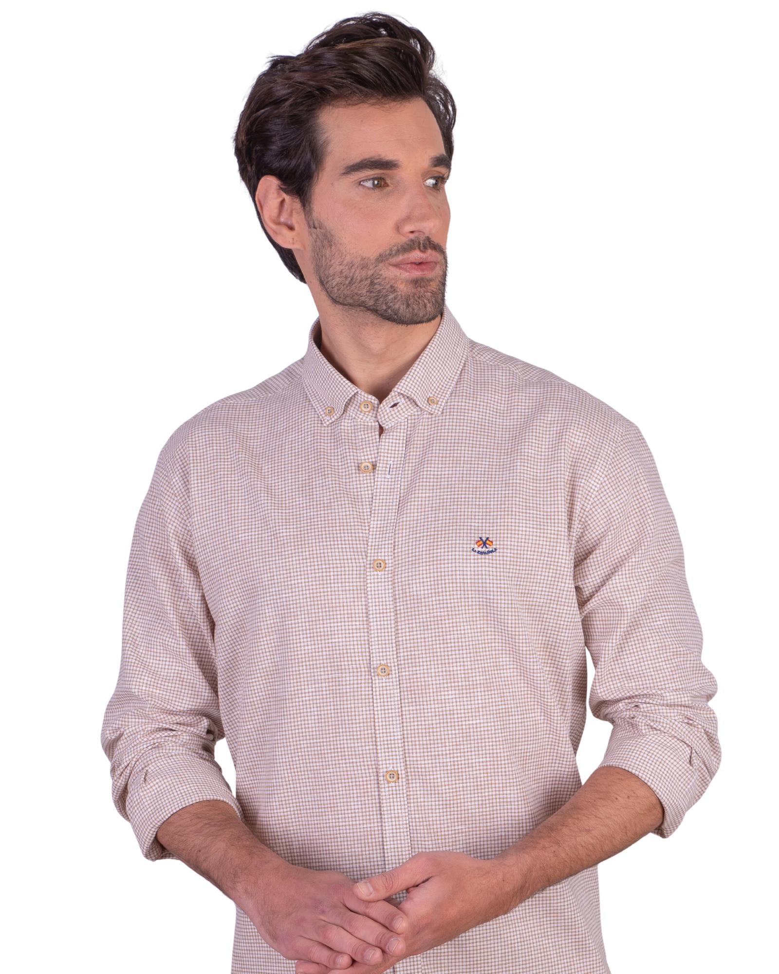 Serie 56479 Camisa cuadros lino algodón cuello botón color tostádo