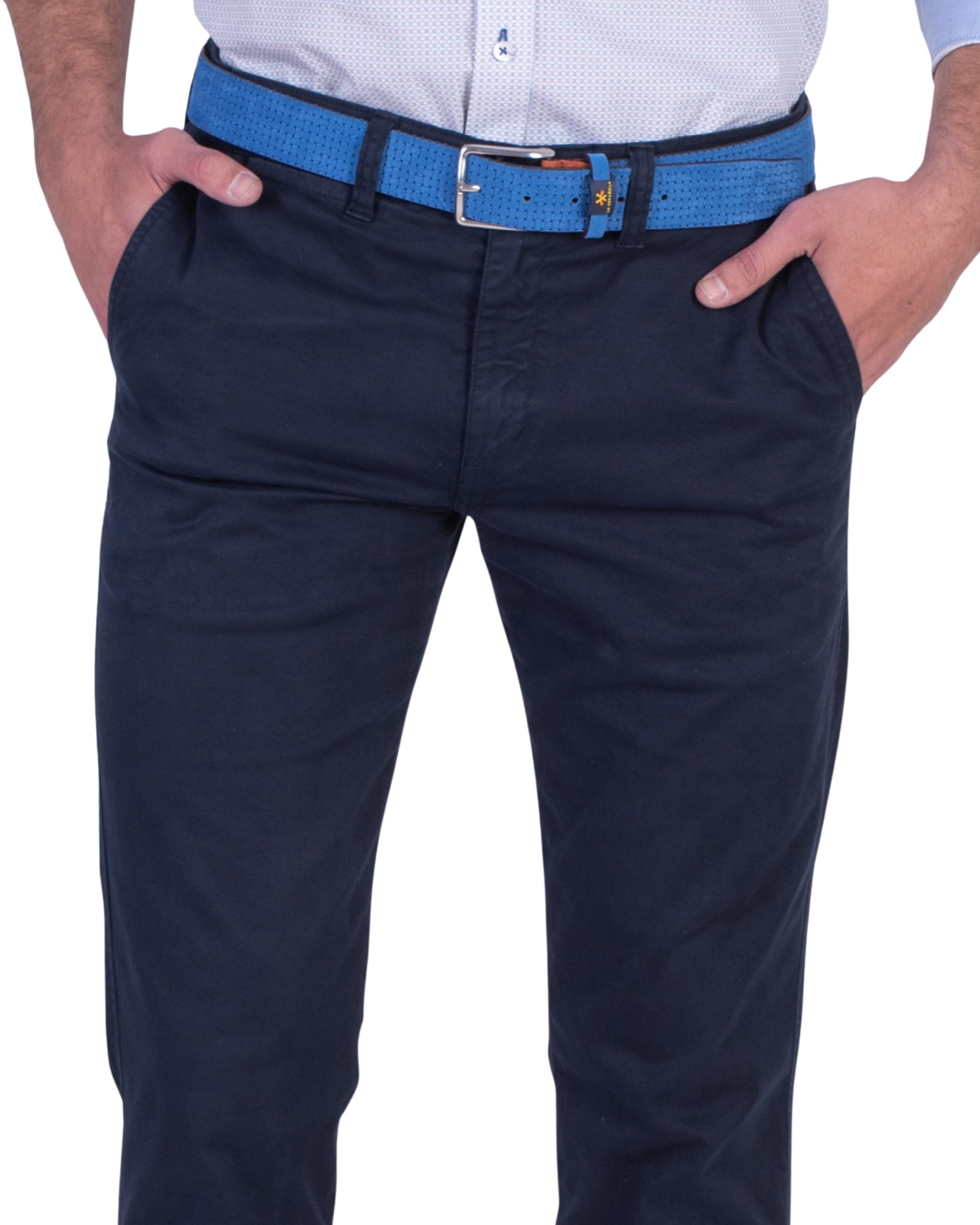 Serie Gurbindo Pantalón chino algodón color azul marino