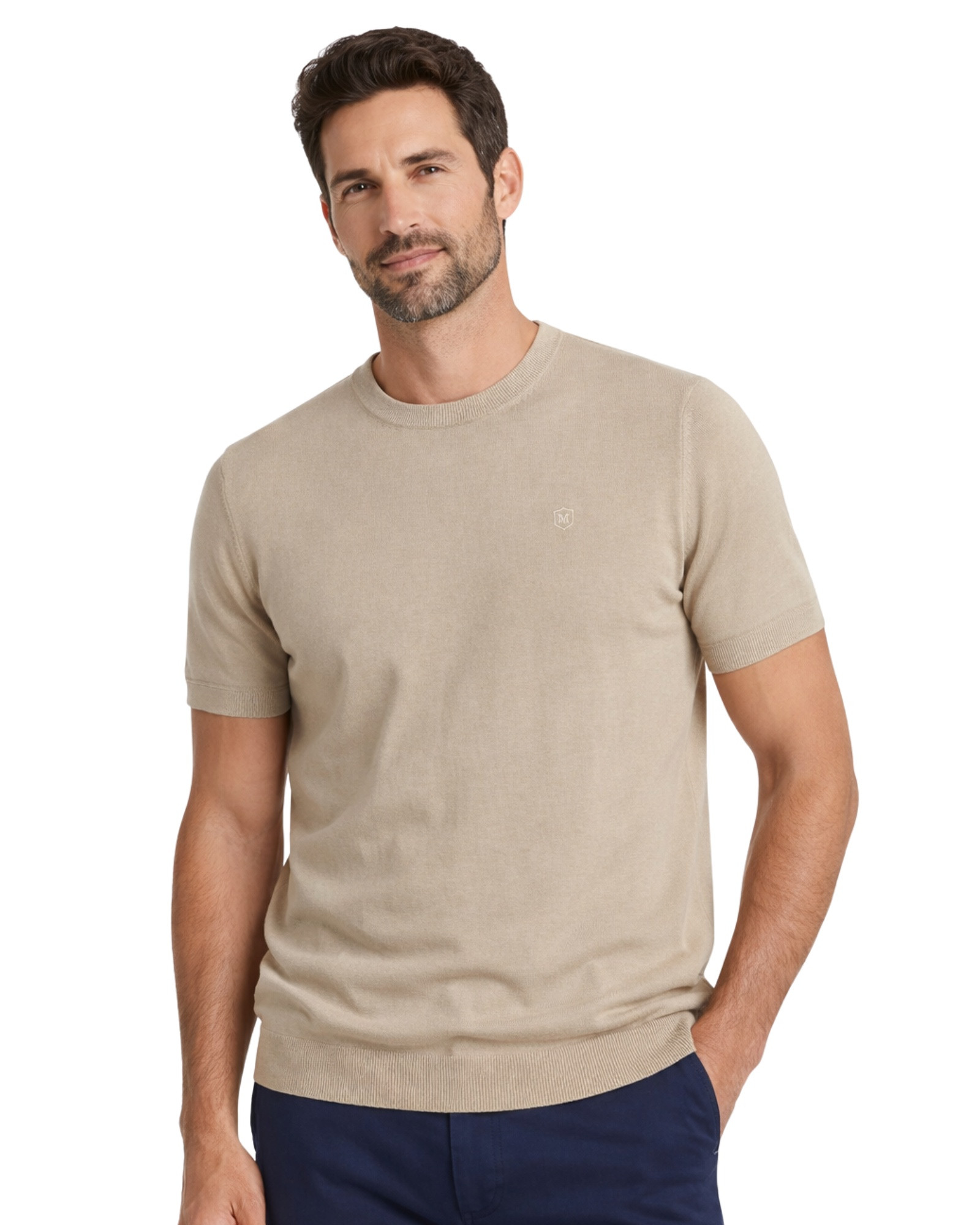 Serie 412 Suéter cuello caja liso básico tricotosa color tostado