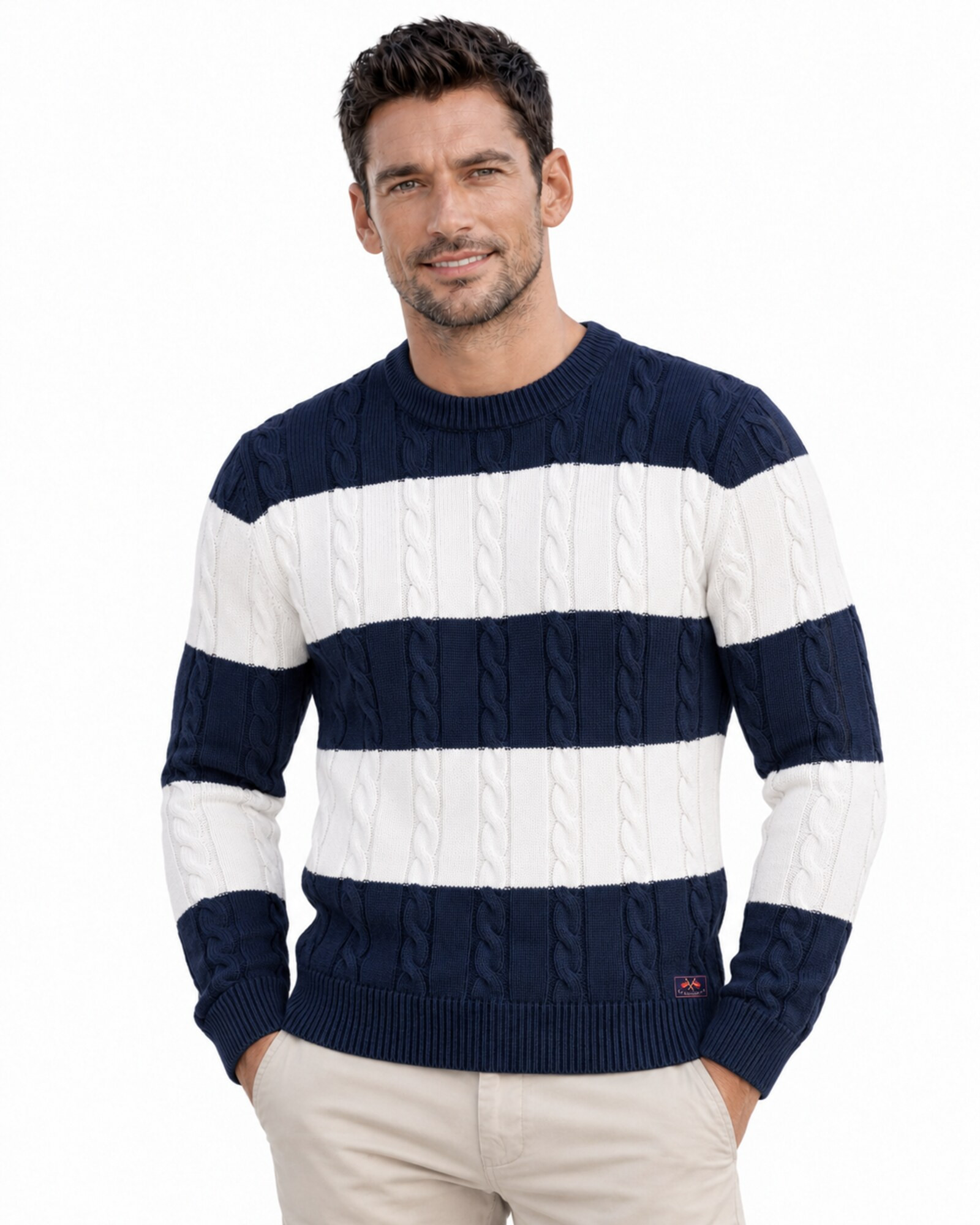 Suéter cuello caja ochos combinado color azul marino serie 11009