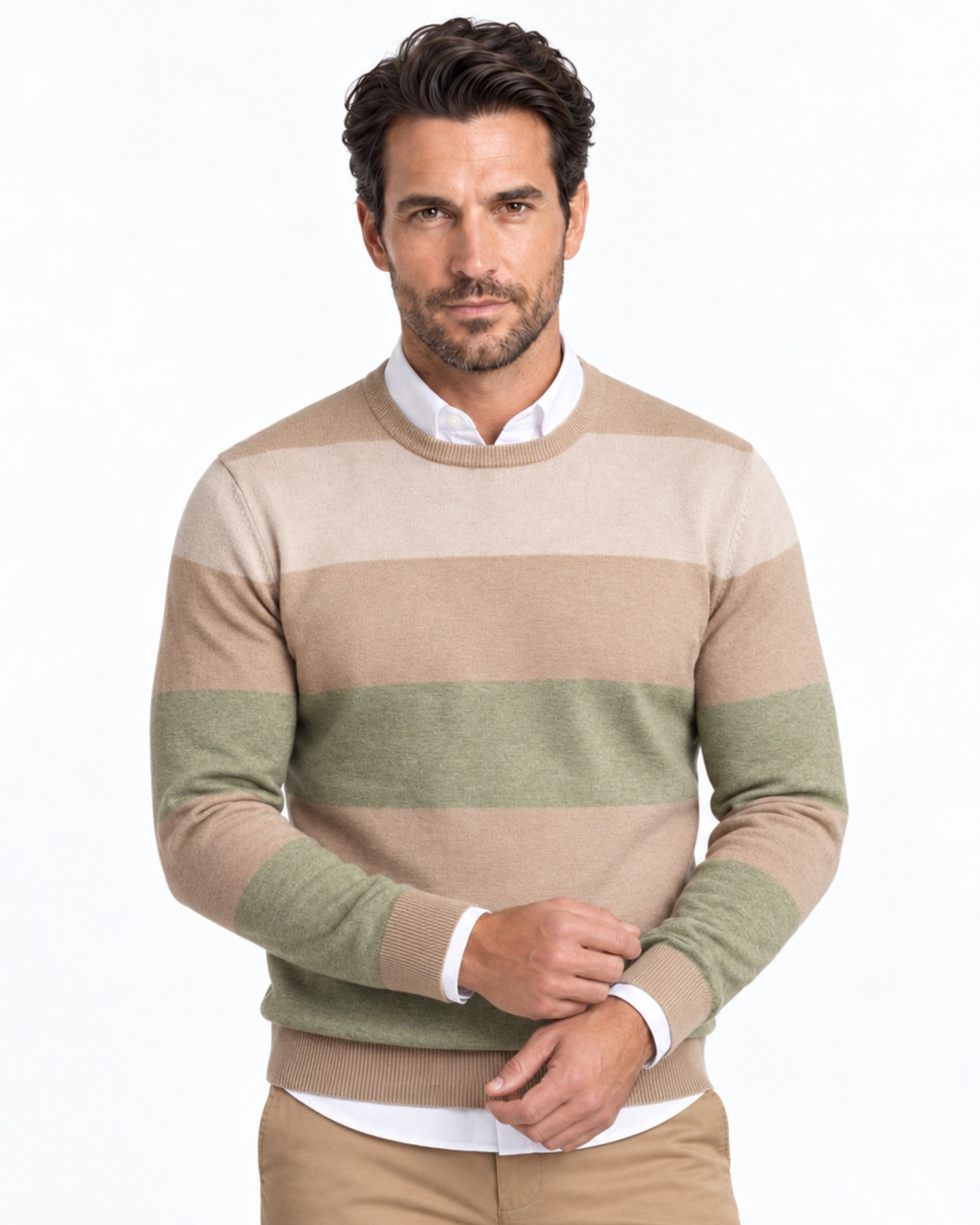 Suéter cuello caja tricolor rayas serie 355 color único